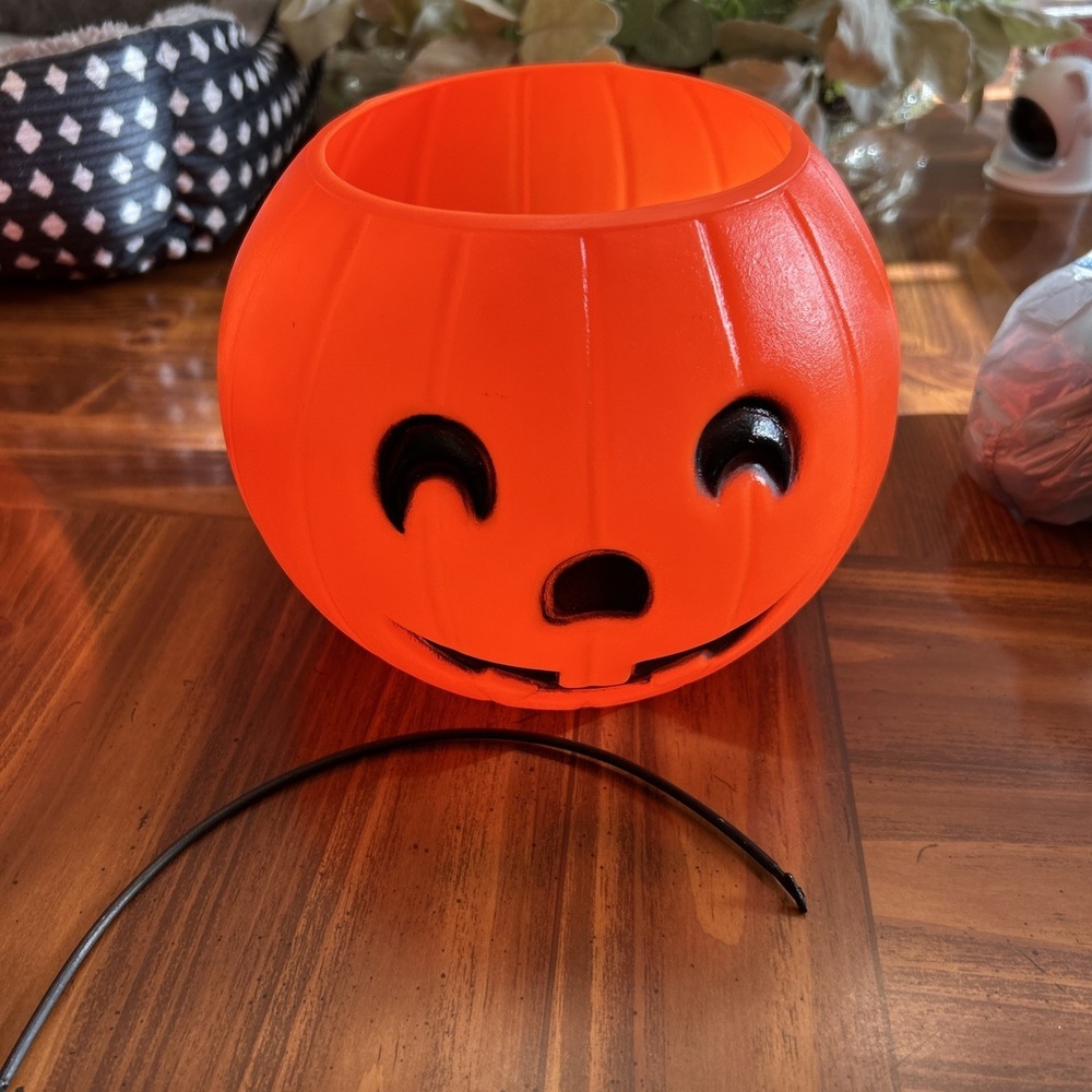 Vintage 80's Trickβ Or Treat Pumpkin Plastic With Handle Small